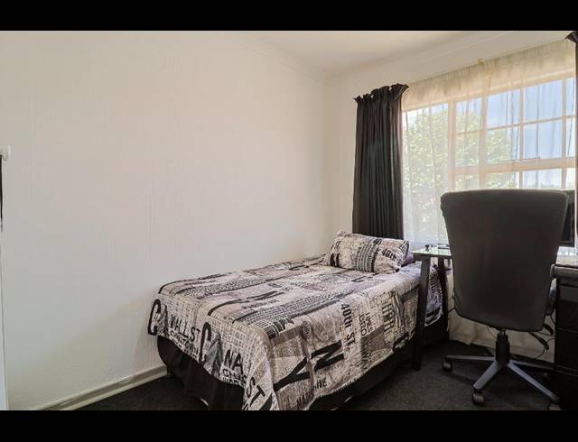 2 BEDROOM APARTMENT FOR SALE IN MEYERSDAL